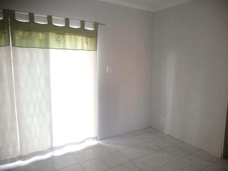 To Let 2 Bedroom Property for Rent in Jakarandas Western Cape